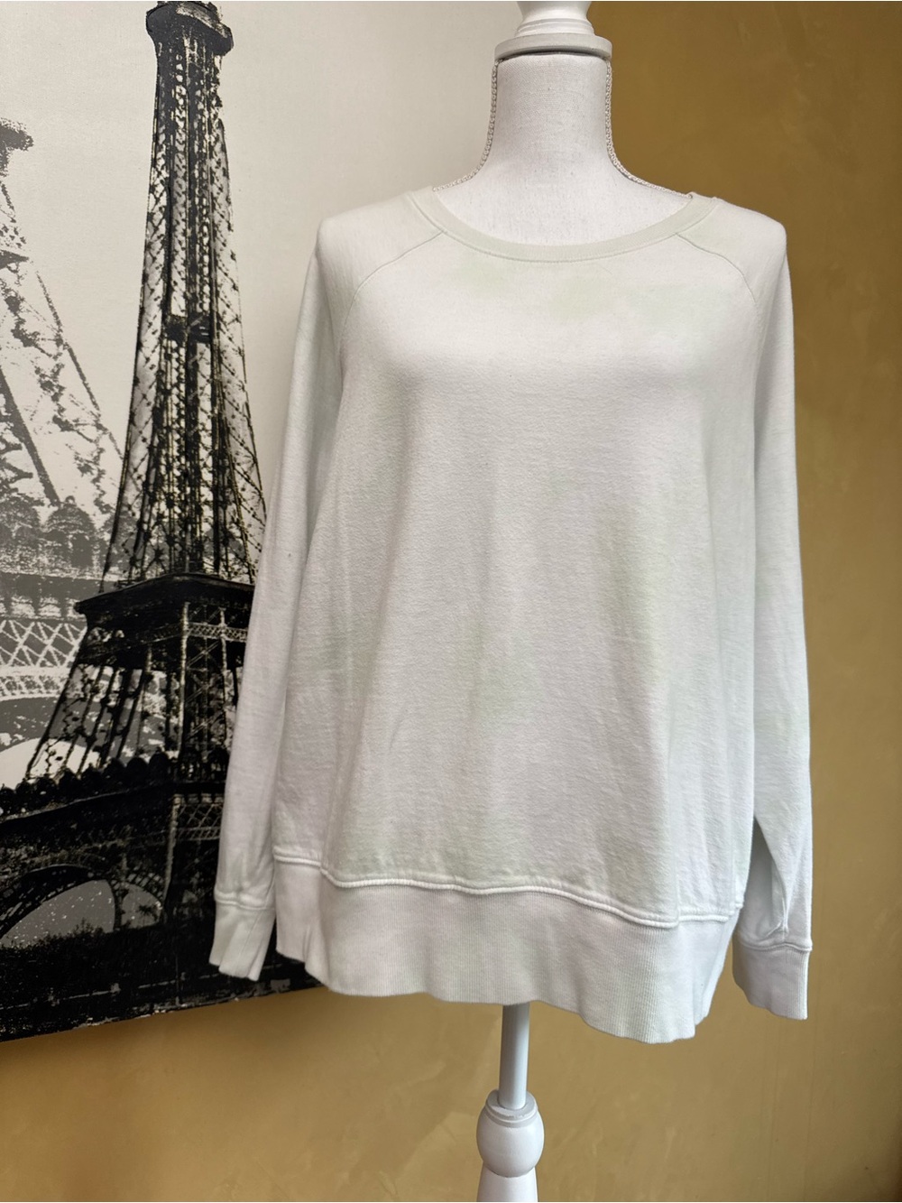 Athleta Cream Crewneck Sweatshirt